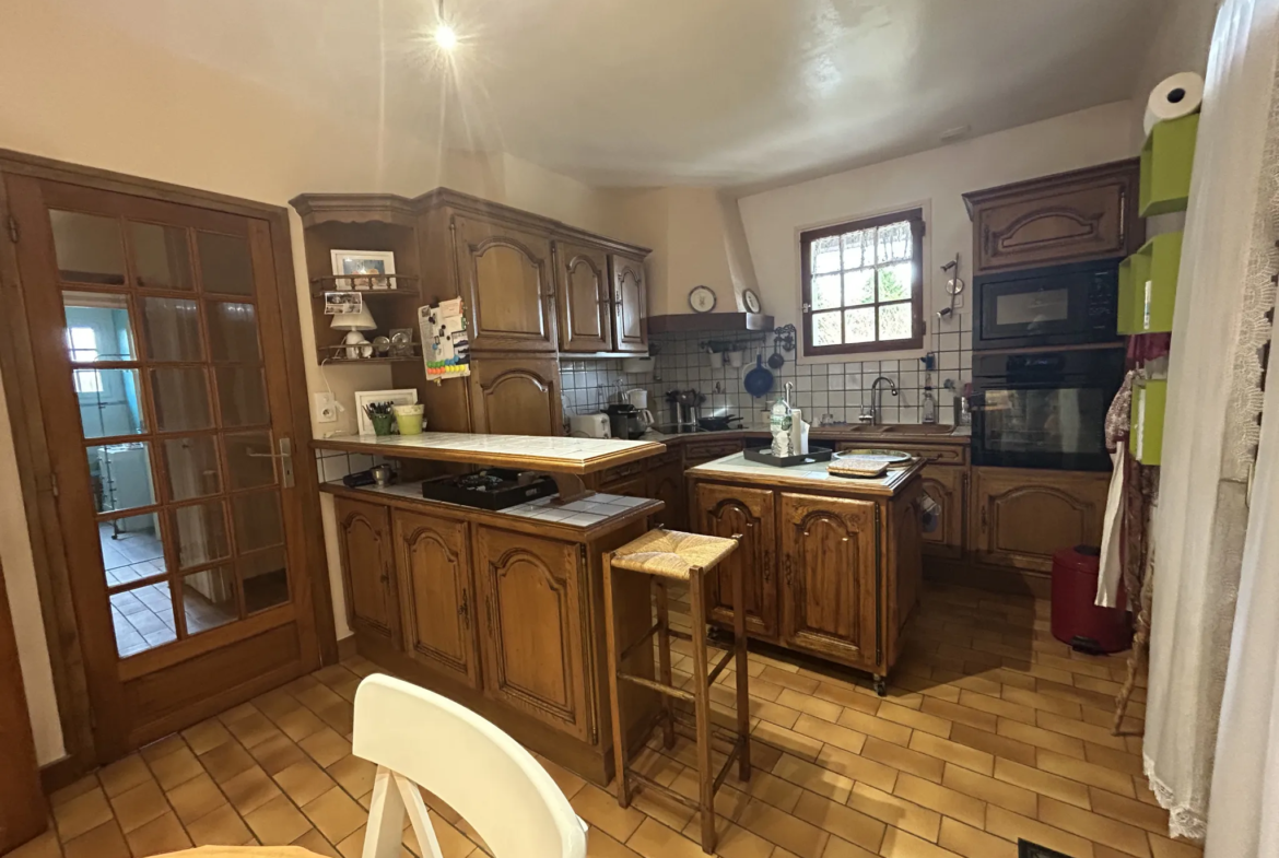 Maison à vendre à Chamboulive, Corrèze - 150 m2, 4 chambres 