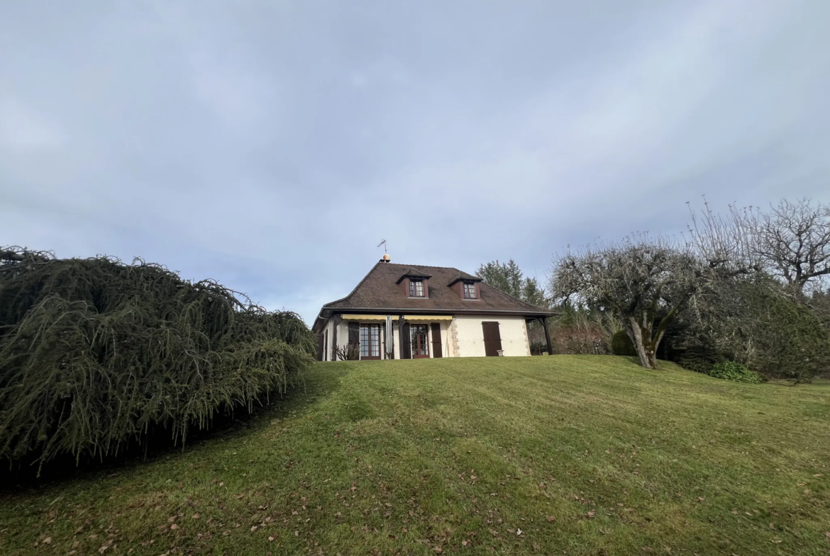 Maison à vendre à Chamboulive, Corrèze - 150 m2, 4 chambres 