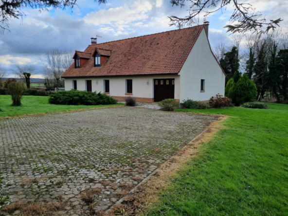 Maison individuelle à Fiennes sur grand terrain avec vue imprenable