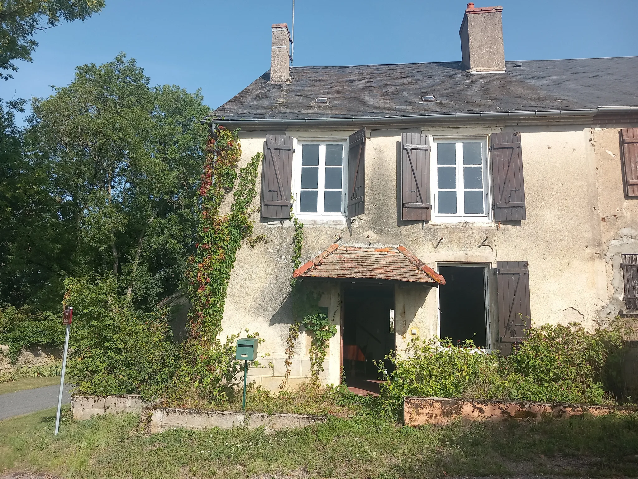 Maison de campagne avec jardin à Montigny-sur-Canne - 56 000 € 