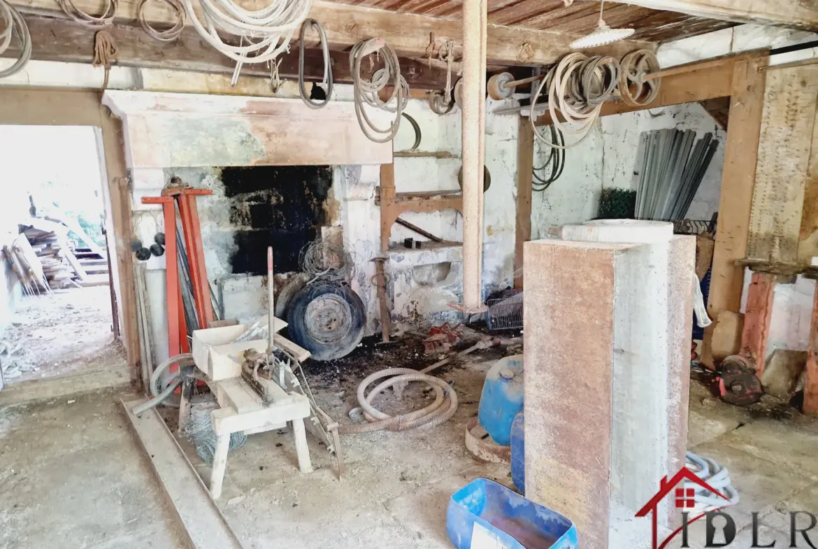 Ancienne ferme agricole à rénover à Villars st Marcellin 