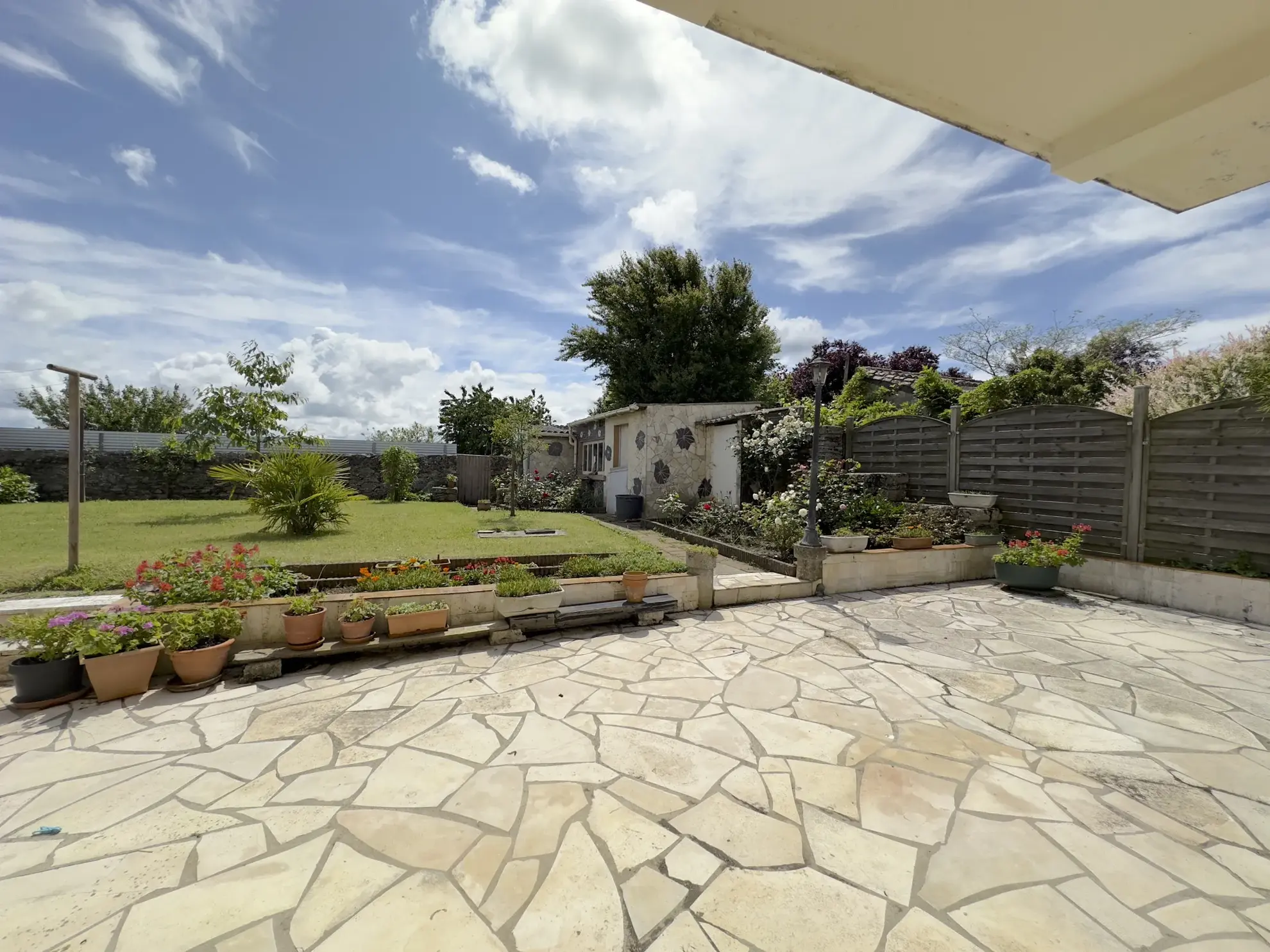 Maison à vendre à Le Pallet - 3 chambres et jardin 