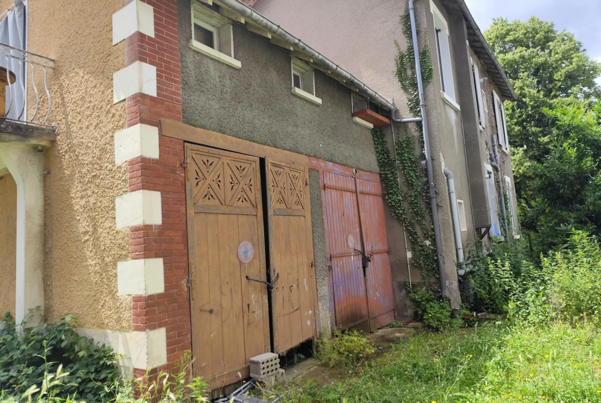 Immeuble de rapport à vendre au centre de Nevers - 122 000 EUR 