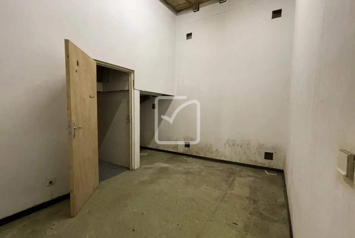 Demeure de caractère à vendre à Gourdon - 200 m² de potentiel 