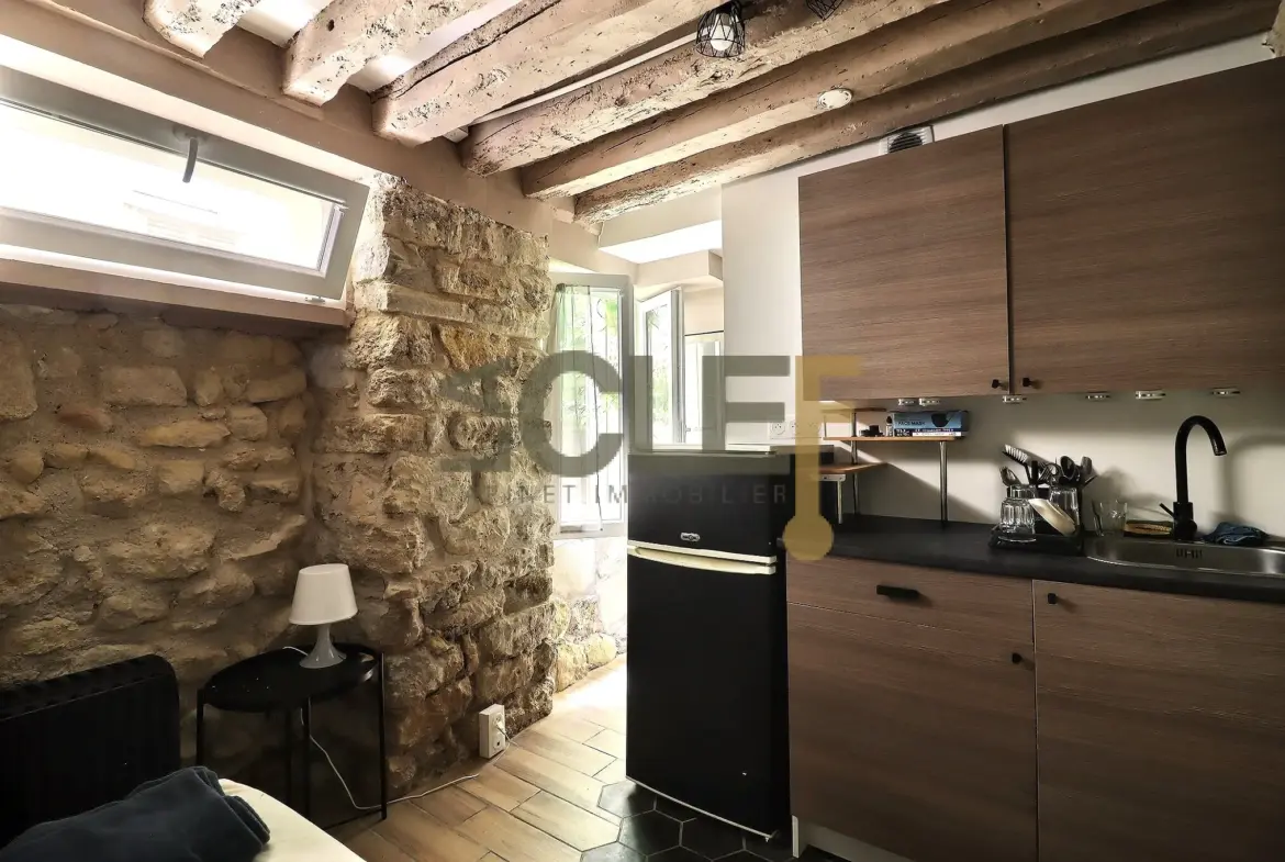 Studio de 10 m² à vendre à Vanves - Quartier de l'Église 