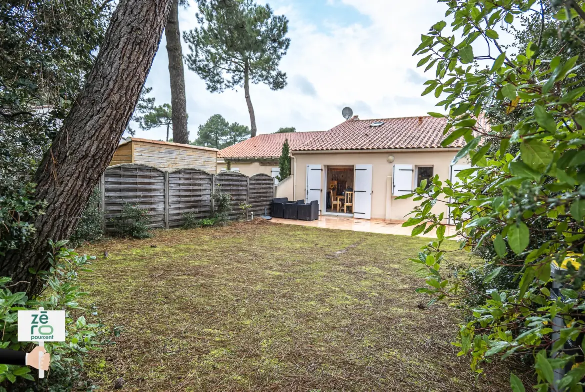 Maison spacieuse à 800 m de la plage des Conches à Longeville-sur-Mer 