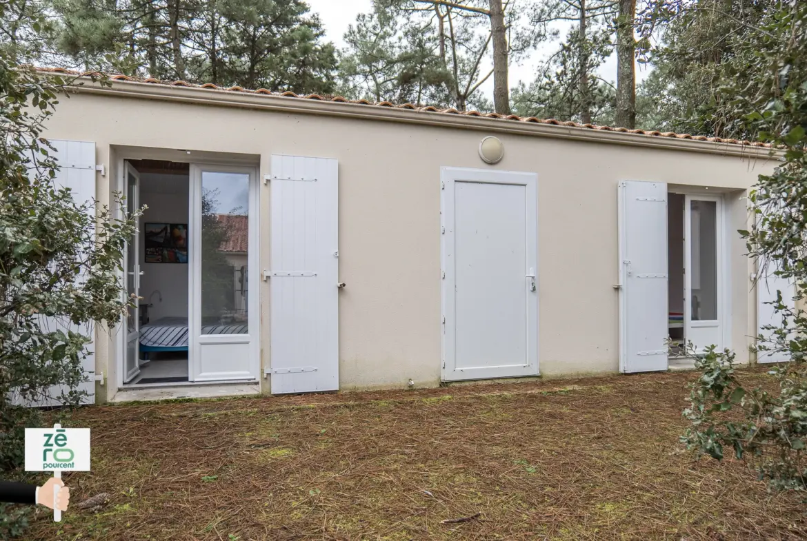 Maison spacieuse à 800 m de la plage des Conches à Longeville-sur-Mer 