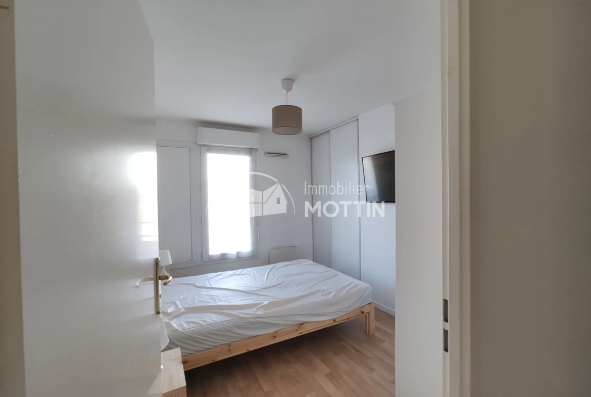 À vendre : Appartement F2 de 51m² avec vue sur la Seine à Vitry-sur-Seine 