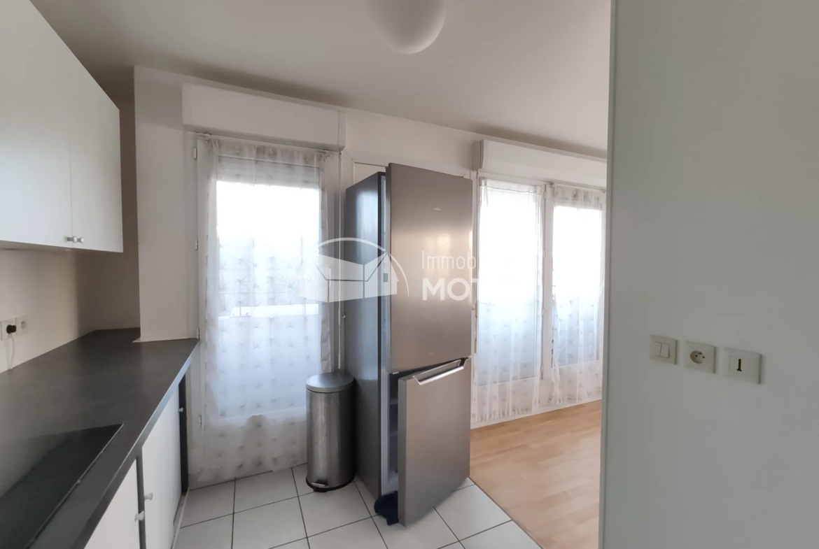 À vendre : Appartement F2 de 51m² avec vue sur la Seine à Vitry-sur-Seine 