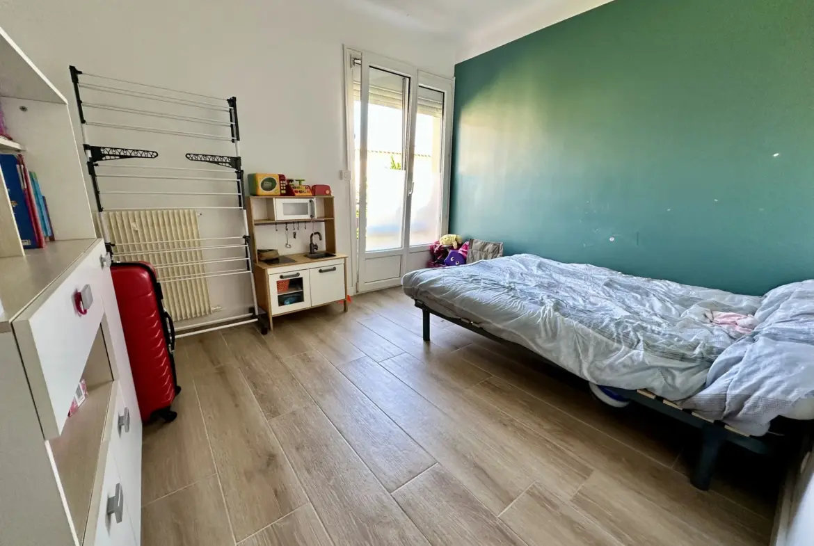 Appartement T3 rénové à vendre à Narbonne 