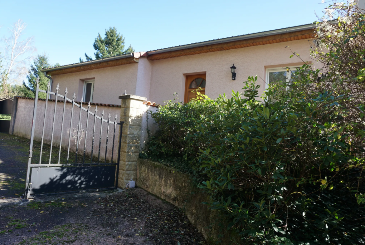 Maison d'habitation à vendre à Chauffailles - 3 chambres 