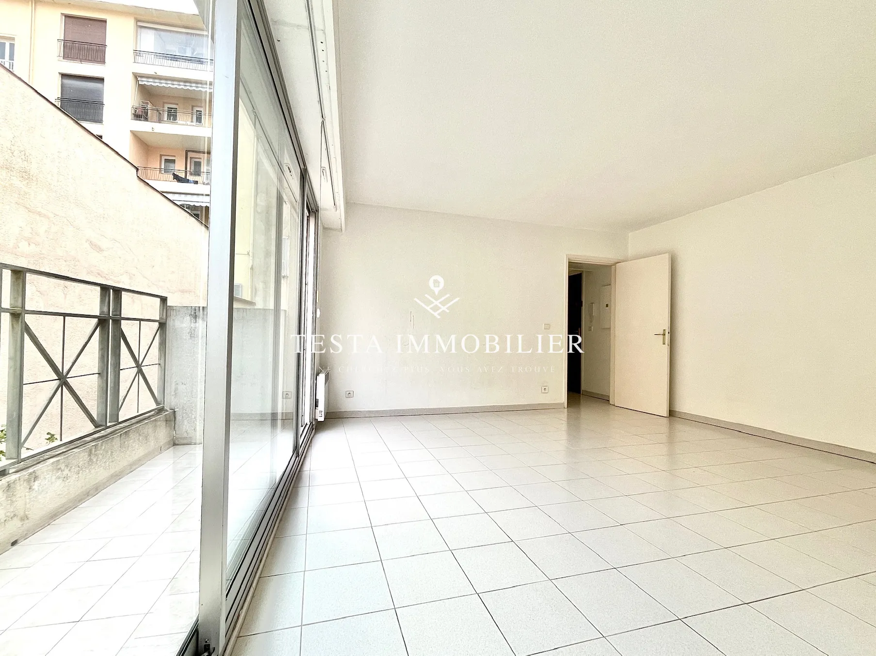 À vendre : Appartement 2 pièces à Menton - 50 m² 