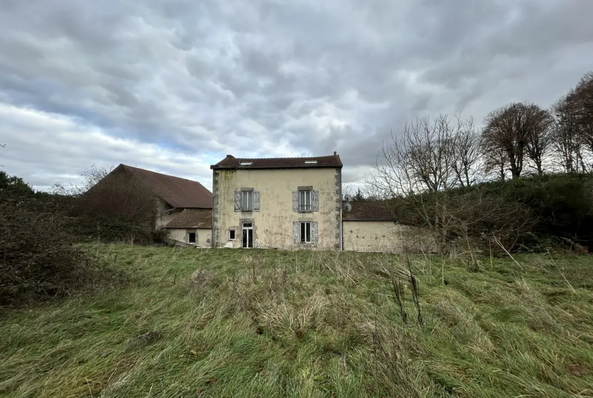 À vendre : T4 lumineux avec terrasse et garage au Cendre - 96 m² 