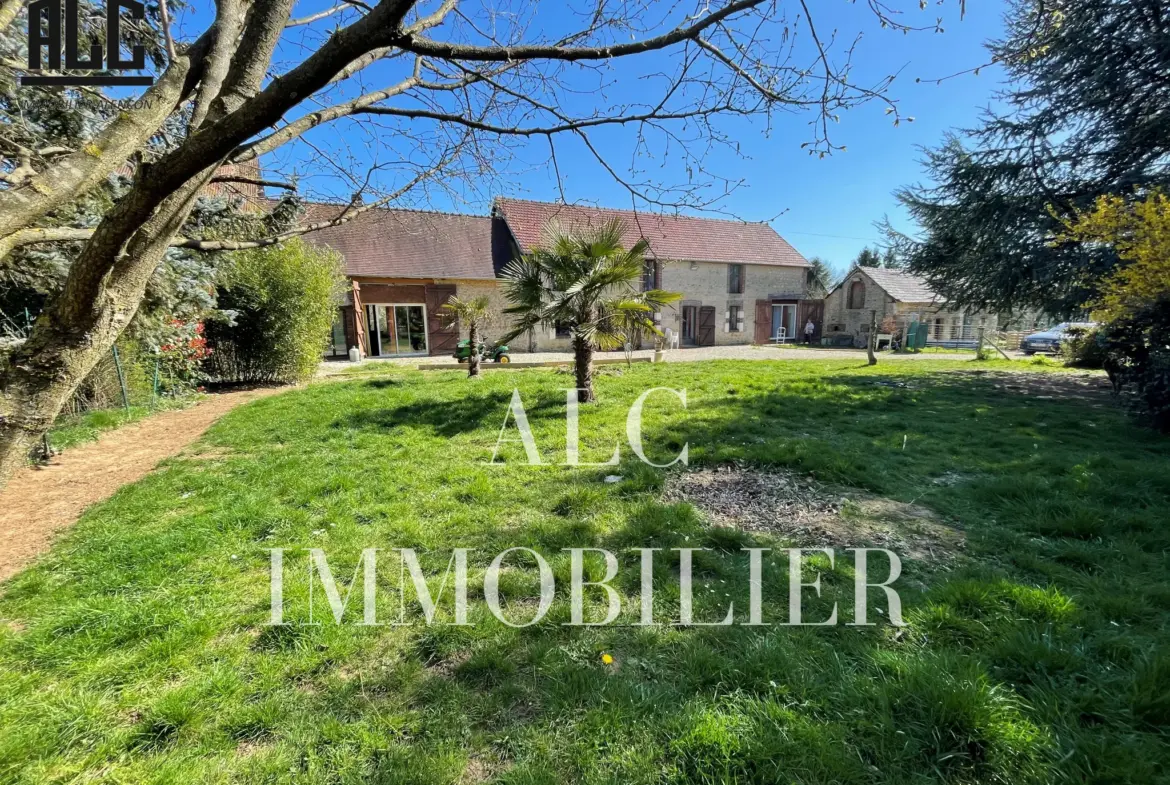 Maison de 235 m² à vendre dans le secteur du Mêle-sur-Sarthe 