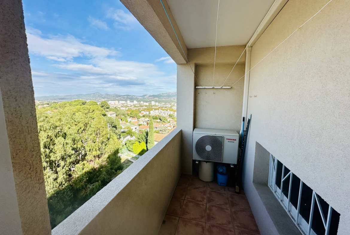 À vendre : Appartement T4 avec vue mer à La Seyne-sur-Mer 