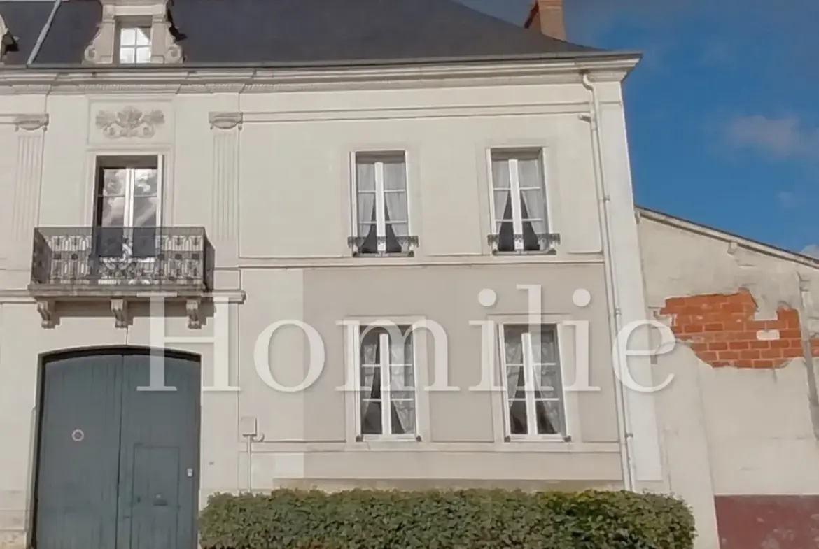 Maison bourgeoise élégante à vendre à Montrichard 