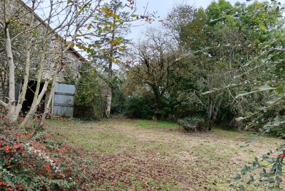 Maison de type longère à Messe avec 5 chambres à vendre 