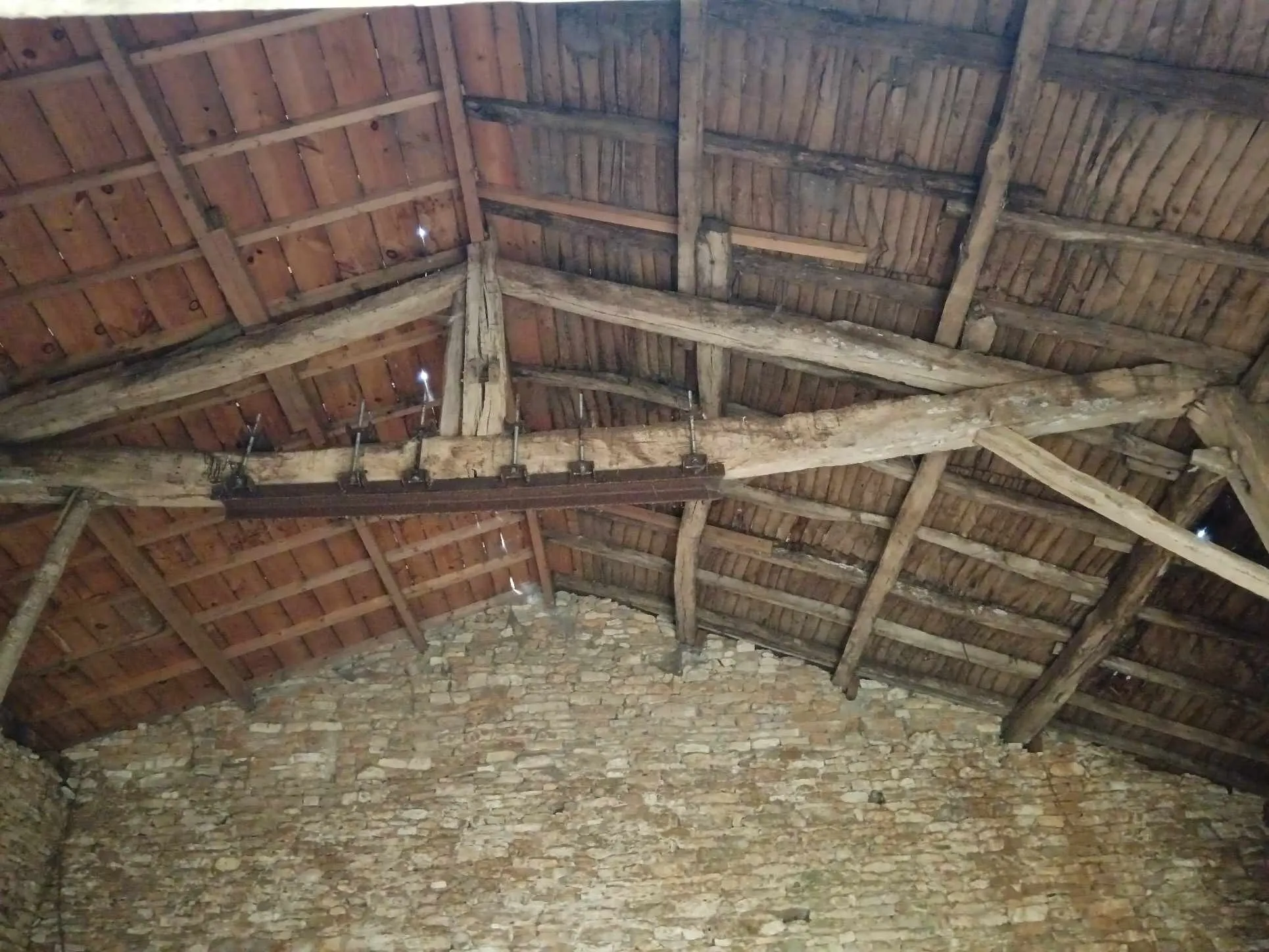 Maison de type longère à Messe avec 5 chambres à vendre 