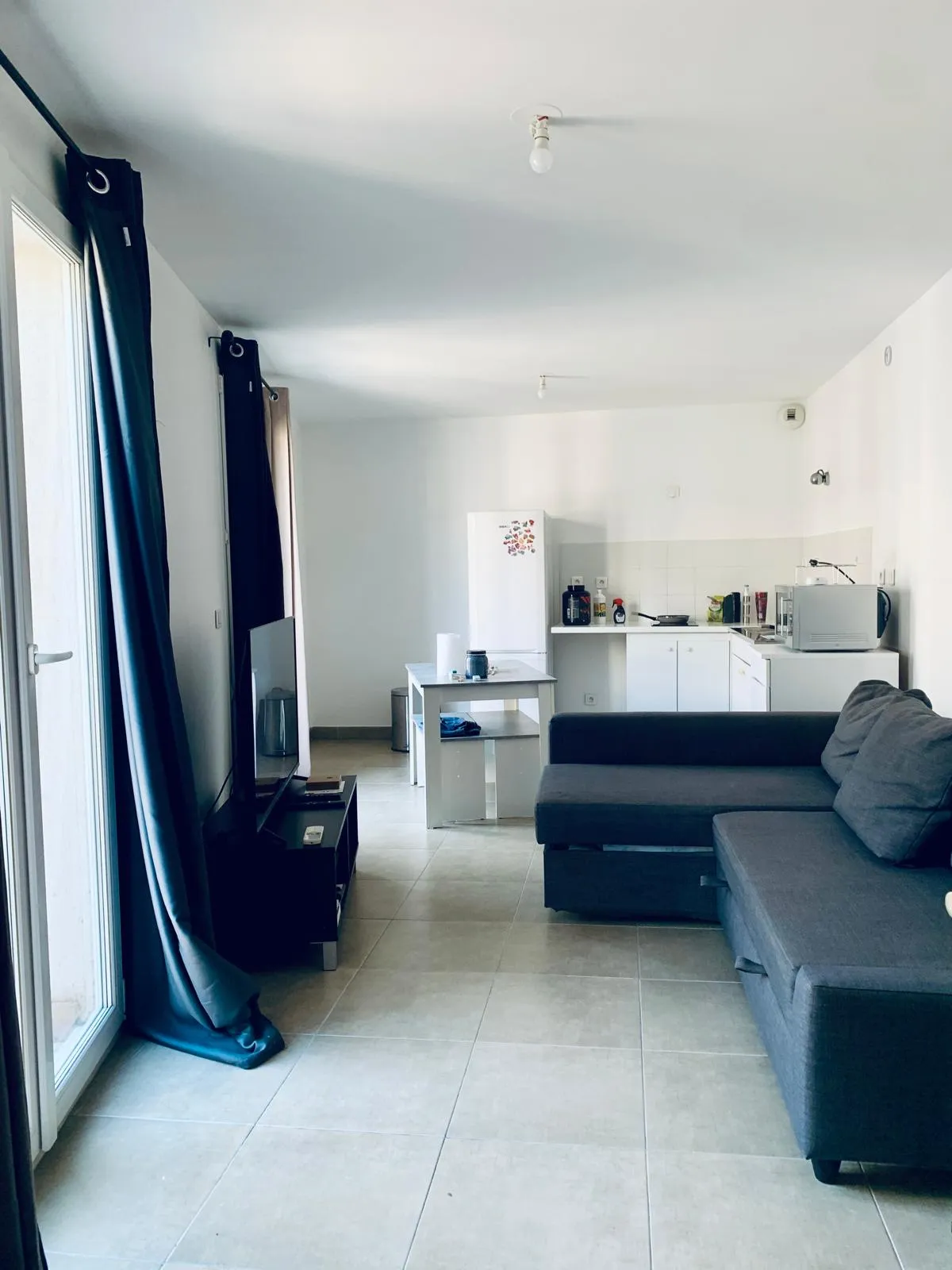 Studio lumineux de 25 m² à vendre à Six Fours avec parking 