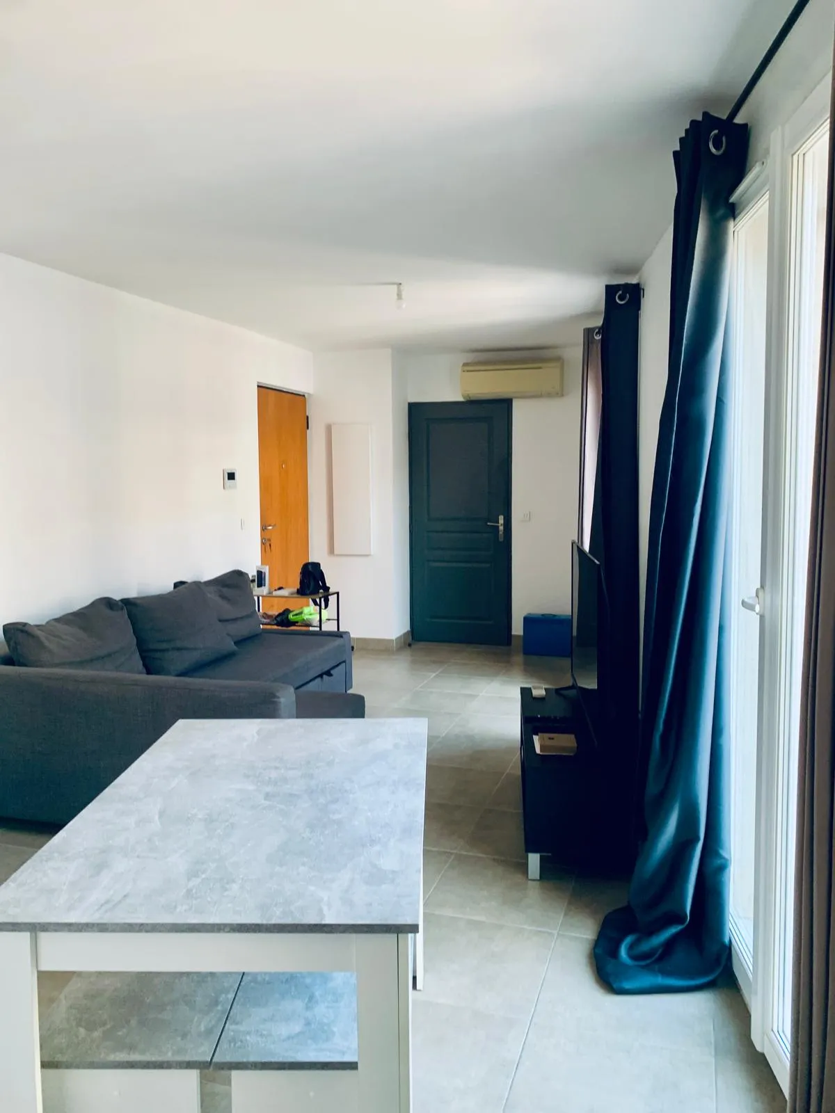 Studio lumineux de 25 m² à vendre à Six Fours avec parking 