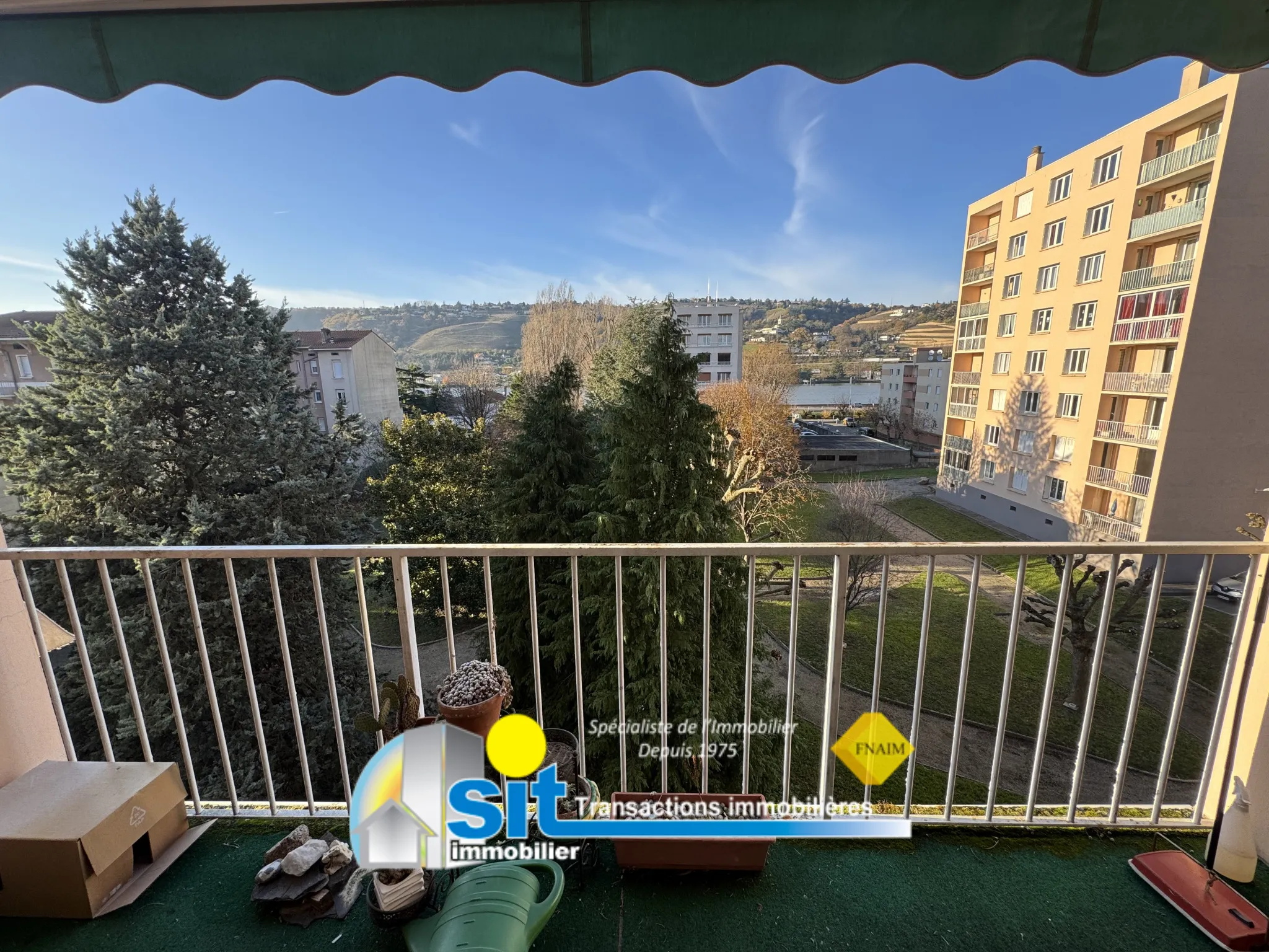 Appartement T4 lumineux à Vienne Sud avec balcon et ascenseur 