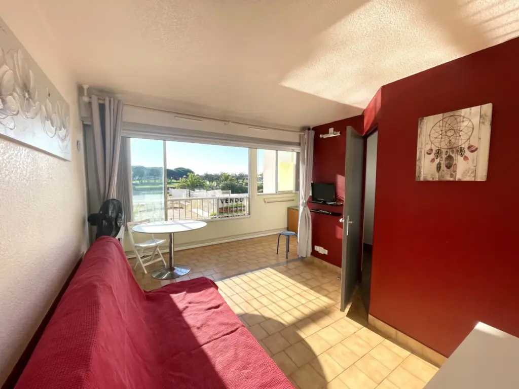 Appartement 2 pièces avec cabine à proximité du port et plage Richelieu