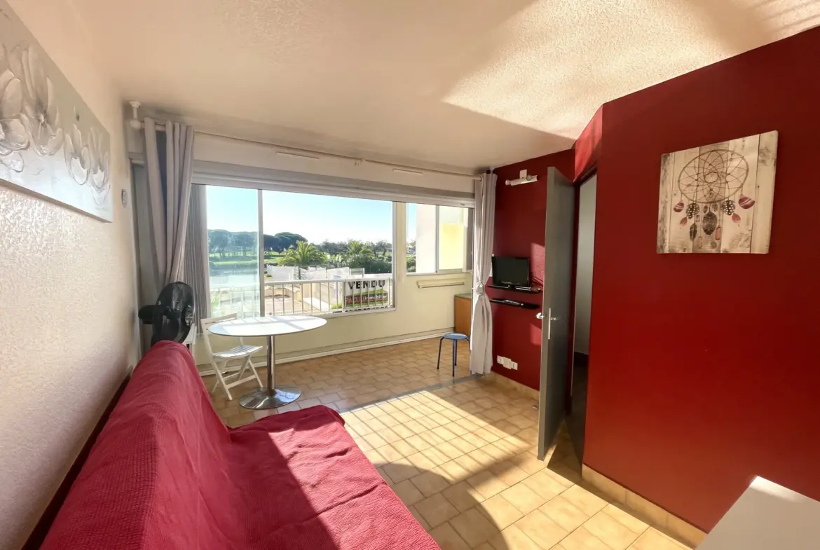 Appartement 2 pièces avec cabine à proximité du port et plage Richelieu 