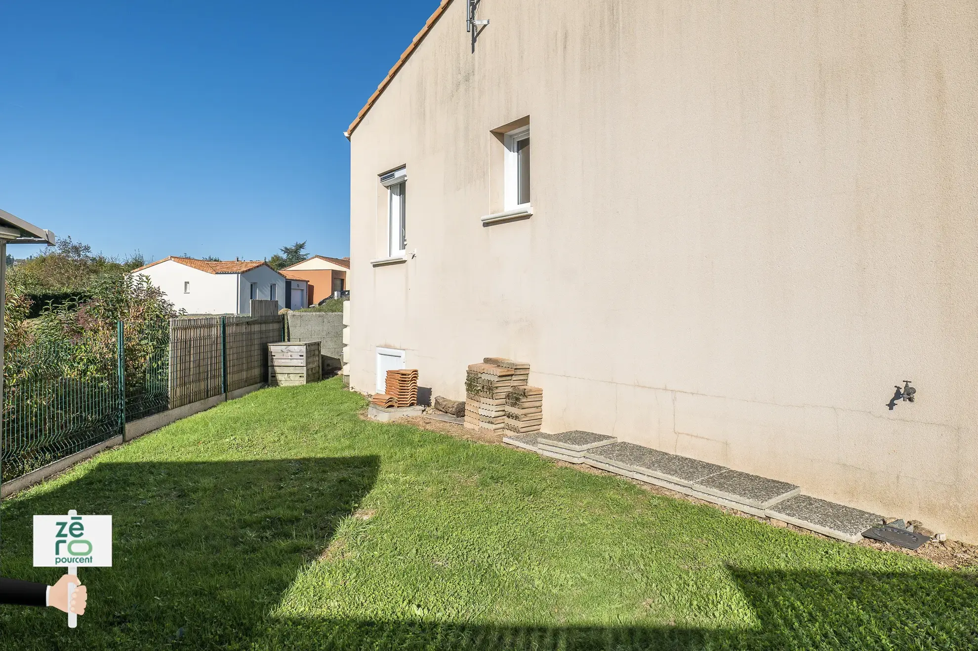 Pavillon familial à Pouzauges avec 5 chambres et jardin 