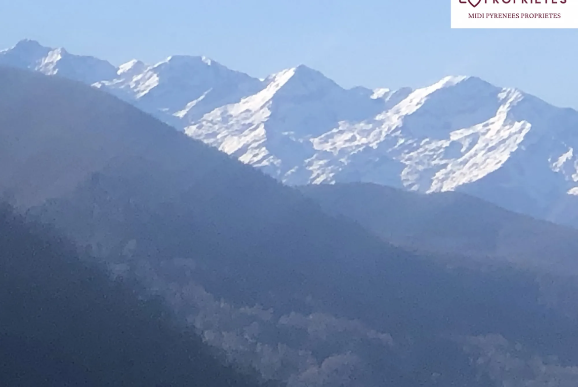 Maison de montagne avec vues panoramiques à Massat 