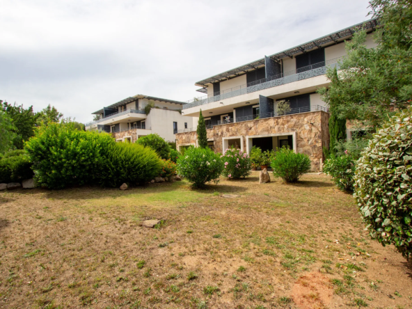 À vendre : Appartement T2 meublé à Ste Lucie de Porto Vecchio