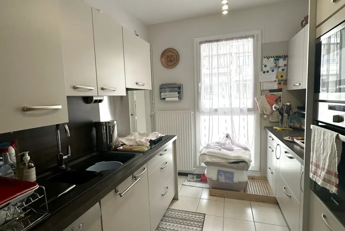 À vendre : Appartement F2 avec vue panoramique à Amélie-les-Bains 