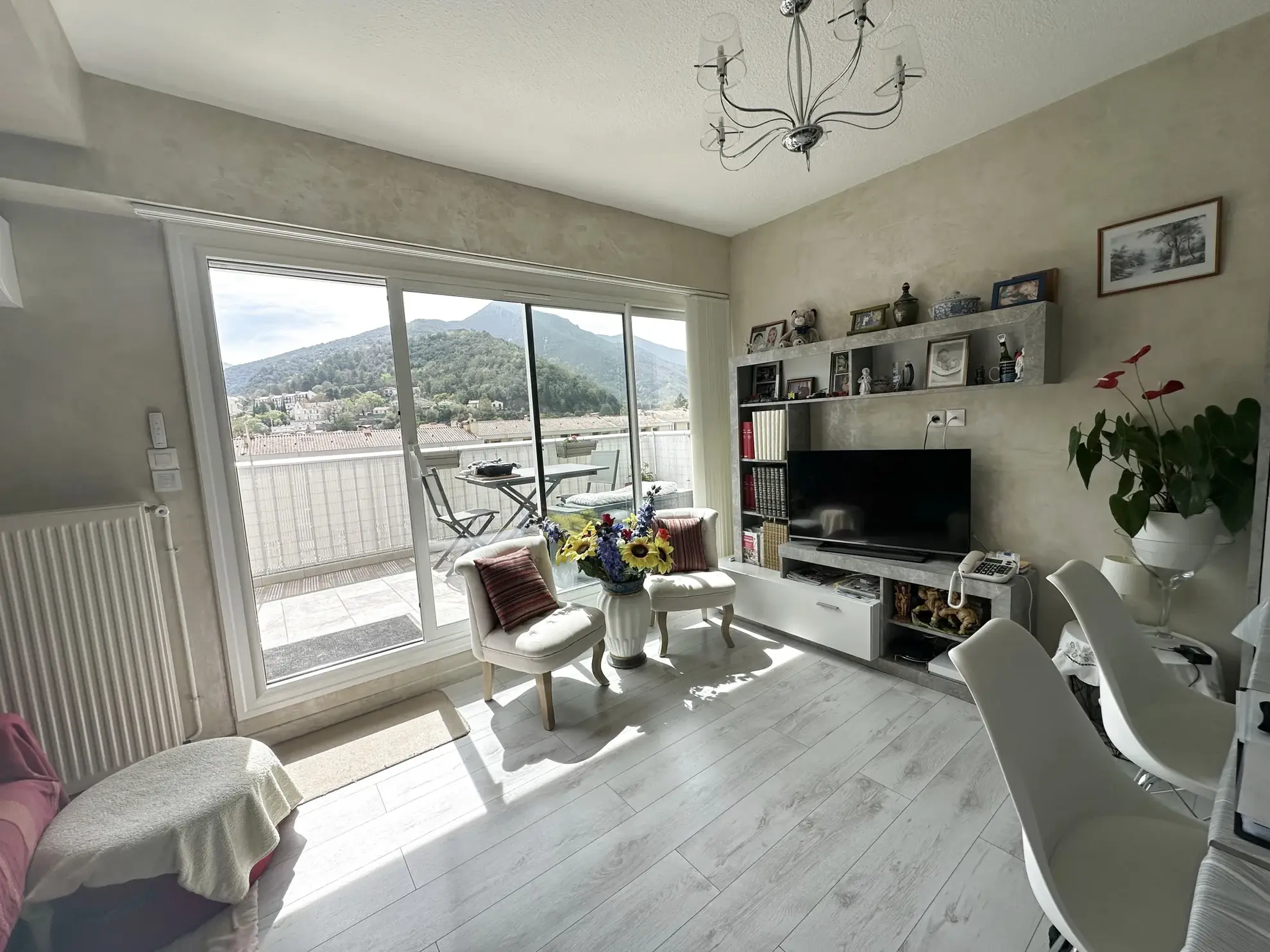 À vendre : Appartement F2 avec vue panoramique à Amélie-les-Bains 