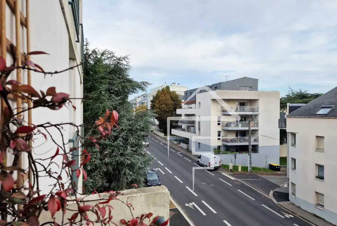 Nantes - Grand T3 lumineux avec balcon dans le quartier Tortière 