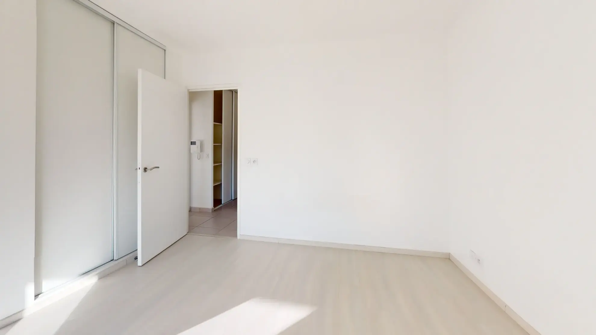 Appartement T2 avec grand balcon et double parking au cœur de Reignier-Esery 