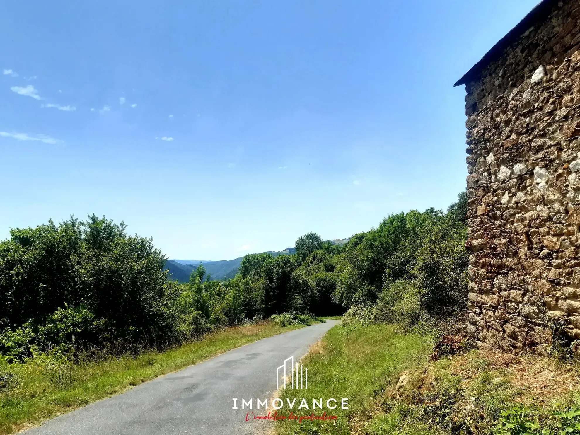 Maison de vigne avec terrain à restaurer à Le Truel 