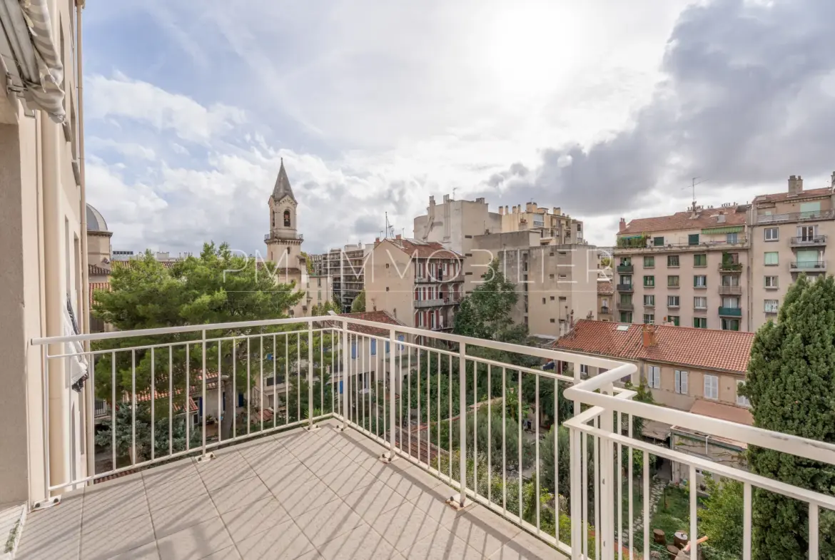 Appartement 3 pièces avec terrasse à Saint-Pierre, Marseille 