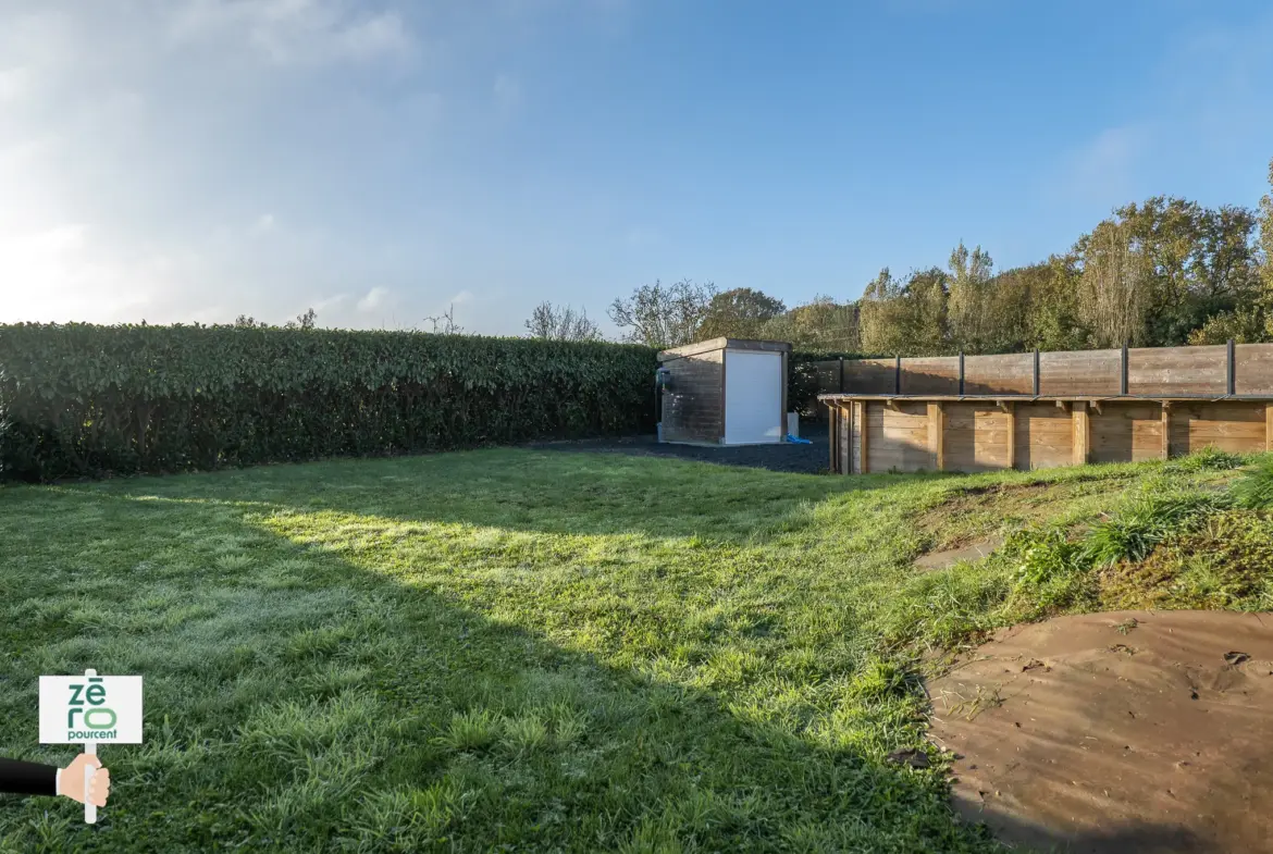 Maison rénovée avec piscine au Poiré sur Vie 