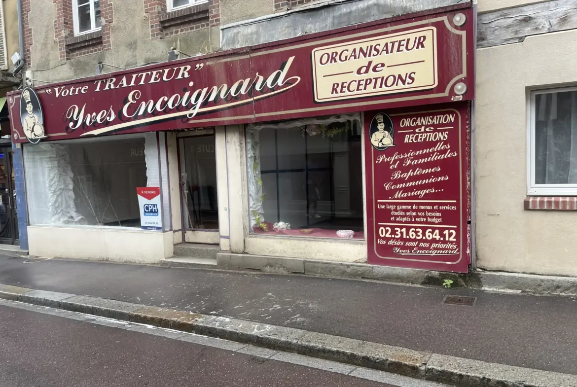 Local Commercial avec Appartement à Livarot 