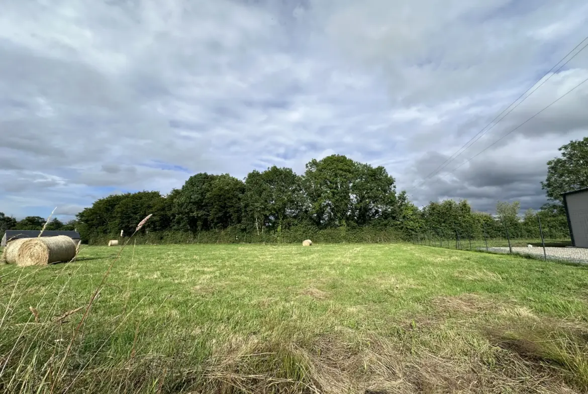 Terrain à bâtir de 865 m² à Le Tourneur 