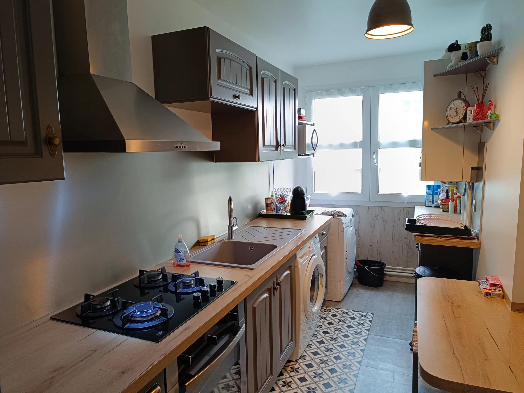 À vendre : F2 de 50.68 m² à Plaisir avec parking 