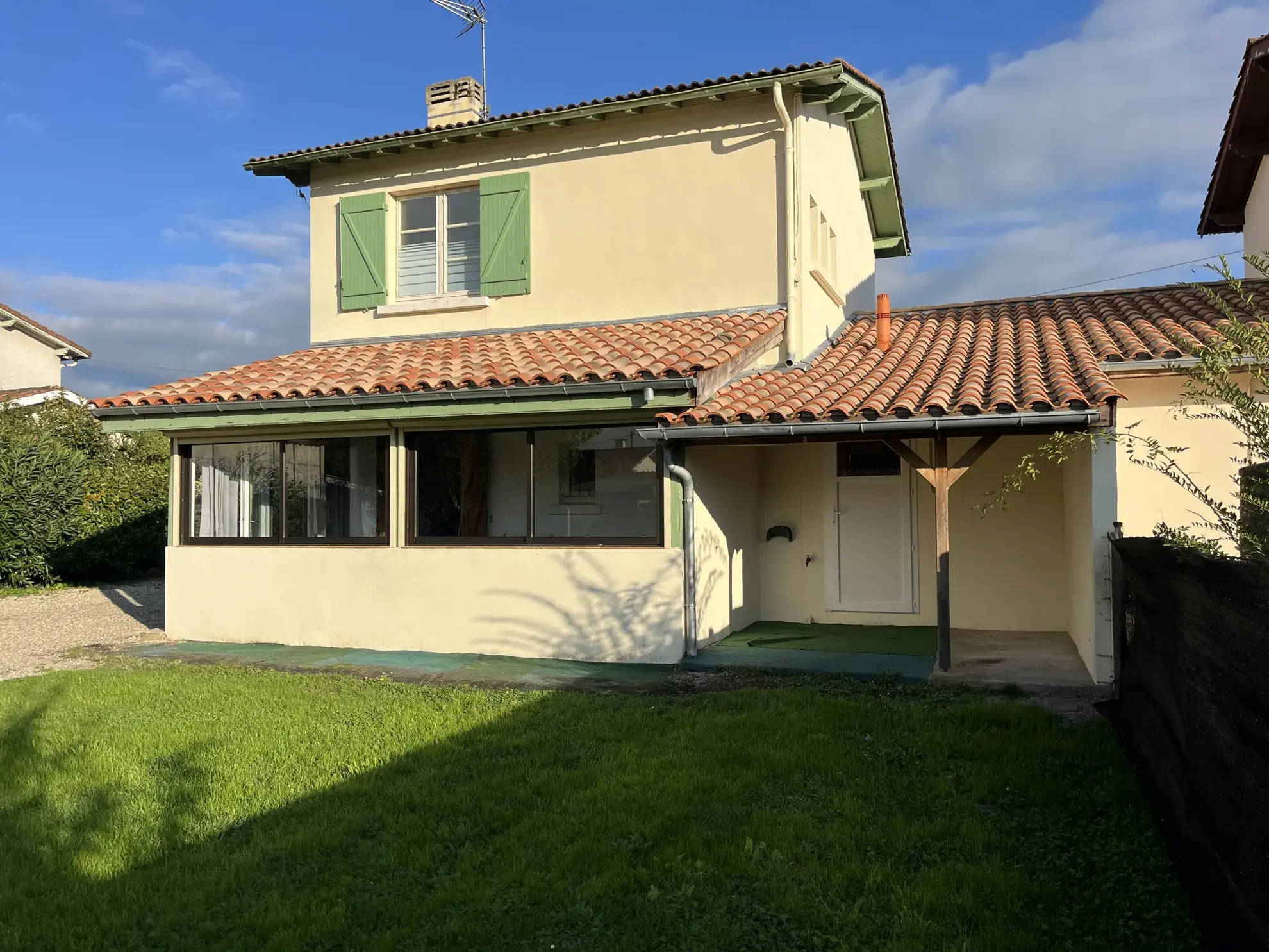 Maison rénovée sans travaux, 3 chambres à Bazas 