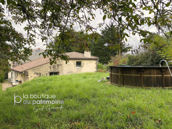 Maison en pierre de 4 pièces à Lamothe Landerron