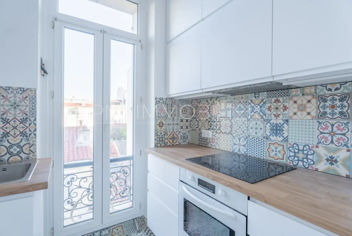 Appartement T1 Rénové au Camas, Marseille – 32,30 m² 