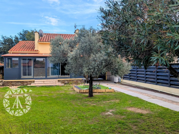 Belle villa avec piscine et appartement indépendant à Sorède