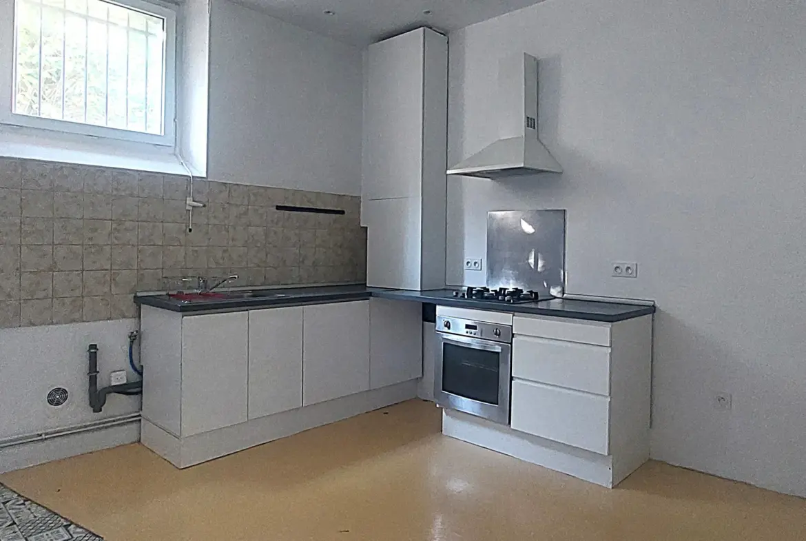 À Tarbes, appartement atypique de 104 m² avec cave 