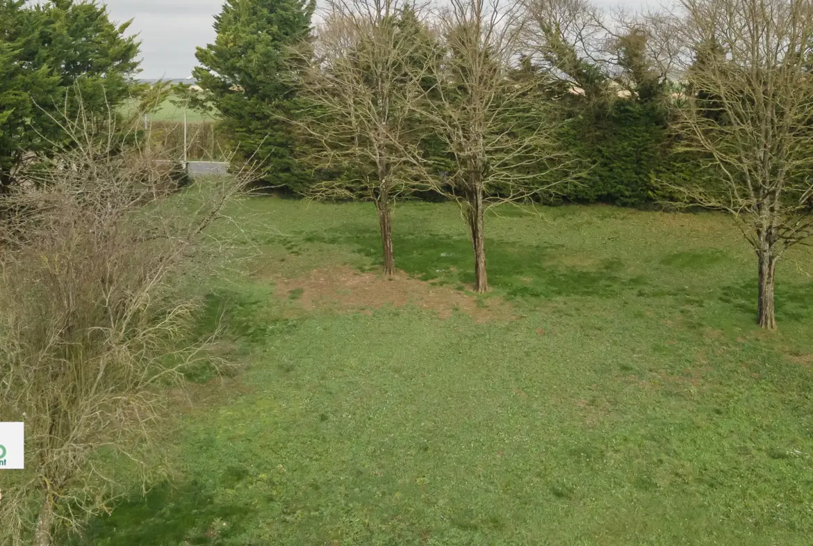 Terrain constructible à La Gravelle, proche Thairé d’Aunis 