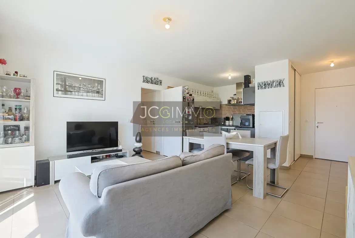 Appartement T4 récent de 75 m² avec terrasse à La Valette du Var 