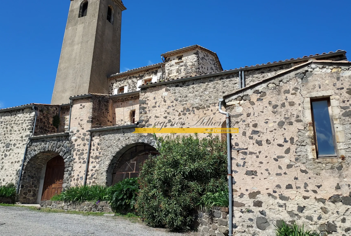 Maison en pierre rénovée à Saint-Pons - 40 m2 