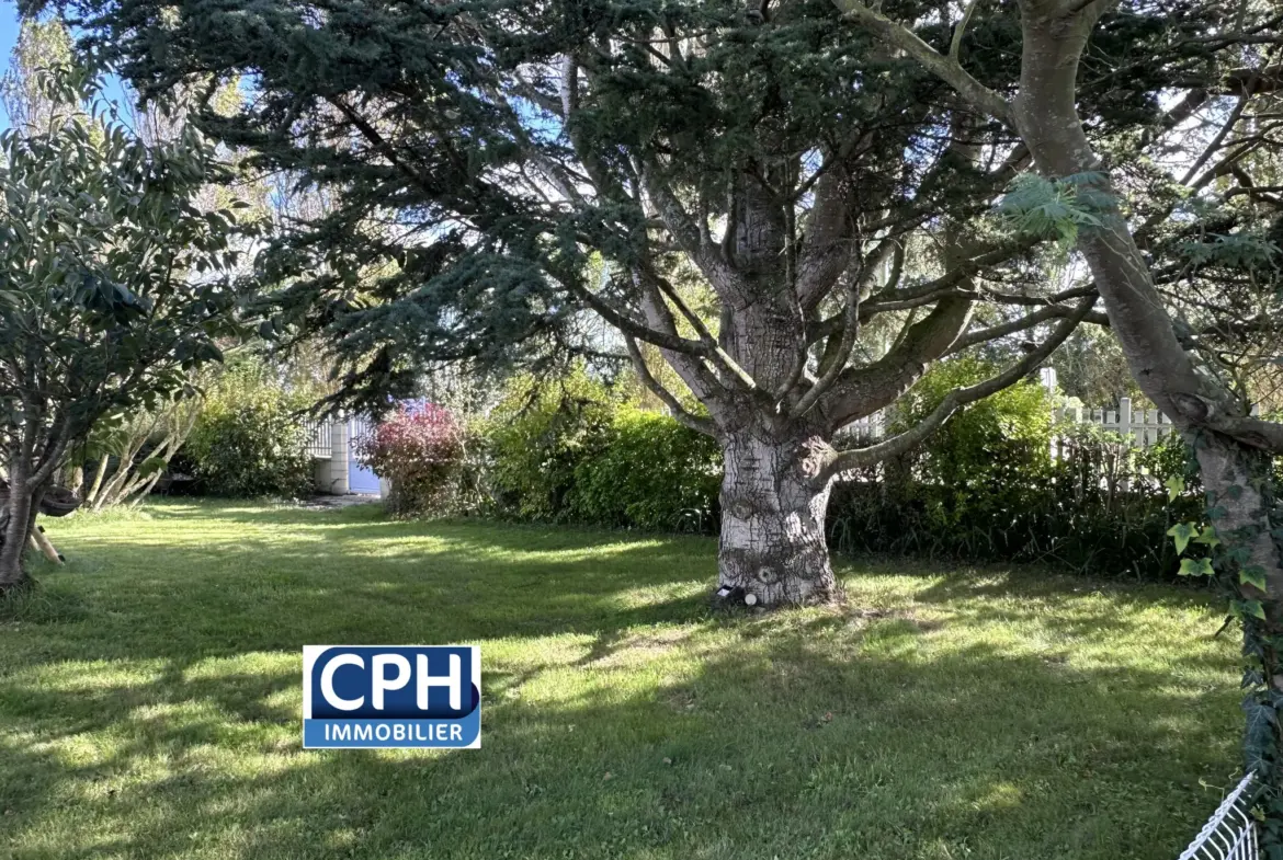 Maison à vendre à Grandcamp-Maisy, proche de la plage 