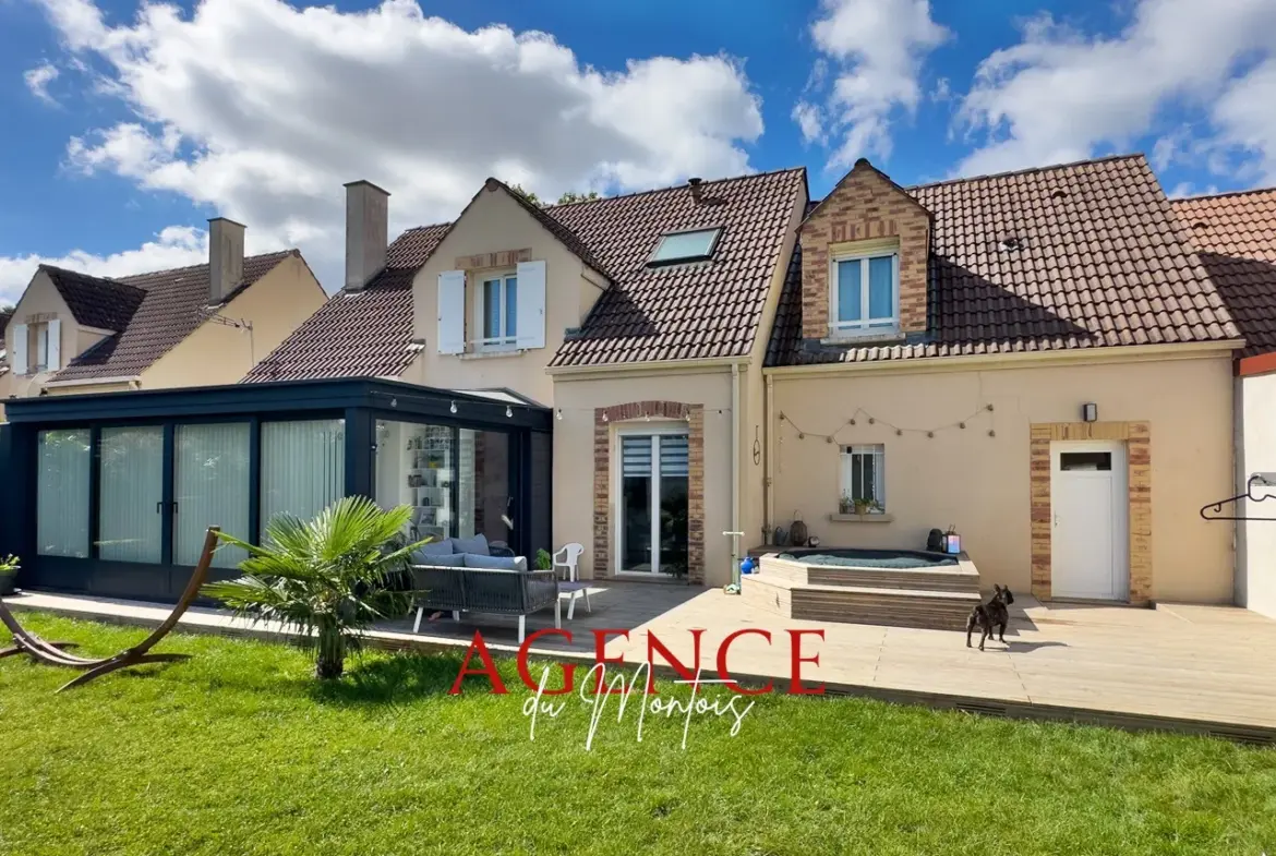 Belle maison à vendre à Bray sur Seine avec piscine et jardin 